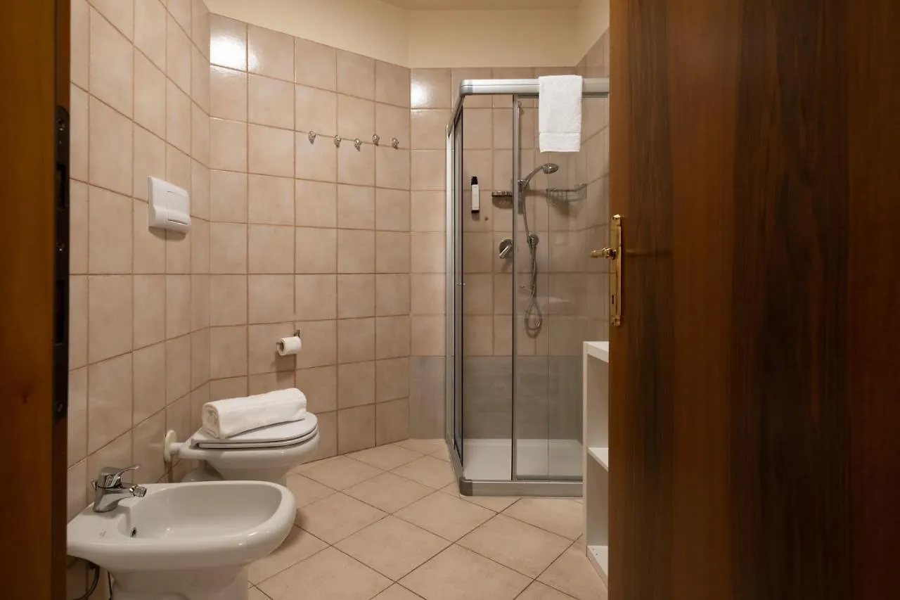Hotel San Lorenzo Pozzolengo 3*,  Italie